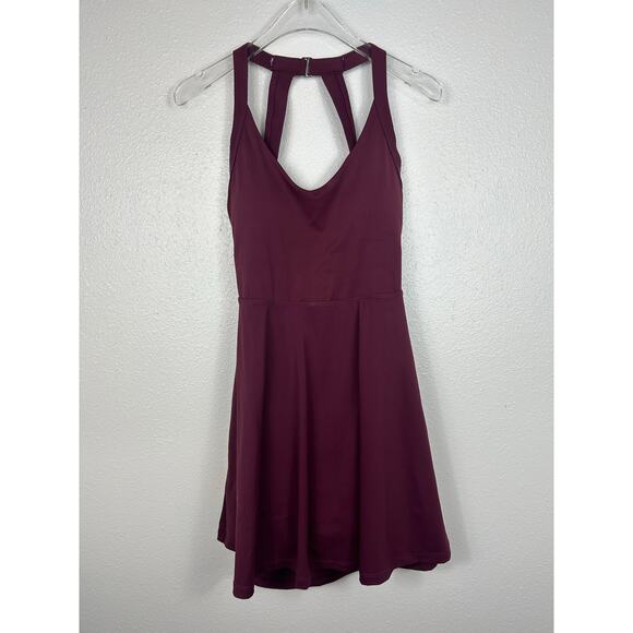 Halara Backless Twisted Cool Touch Active Dress Wine Red Burgundy Holiday Medium - Picture 3 of 8